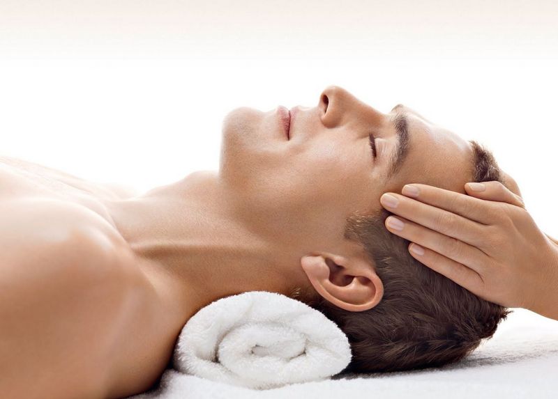 What is warm stone massage and what are the advantages?